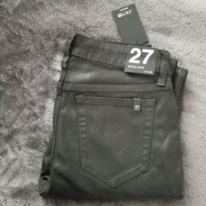 Joe's skinny jeans - black coated with Tags